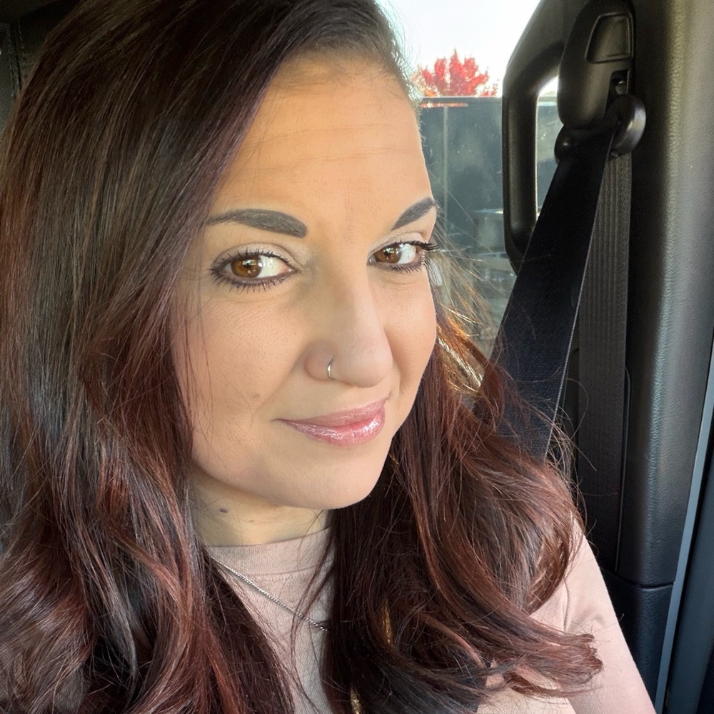 Meet your Posher, Melissa
